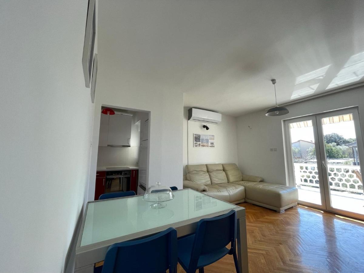Duplex Appartment Luna Крк Экстерьер фото